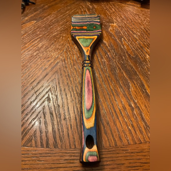 Beautiful Colorful Carved Heavy Wooden Kitchen Spatula! - Picture 14 of 16